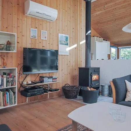 Heggi - 900m From The Sea In Nw Jutland By Interhome Holiday home